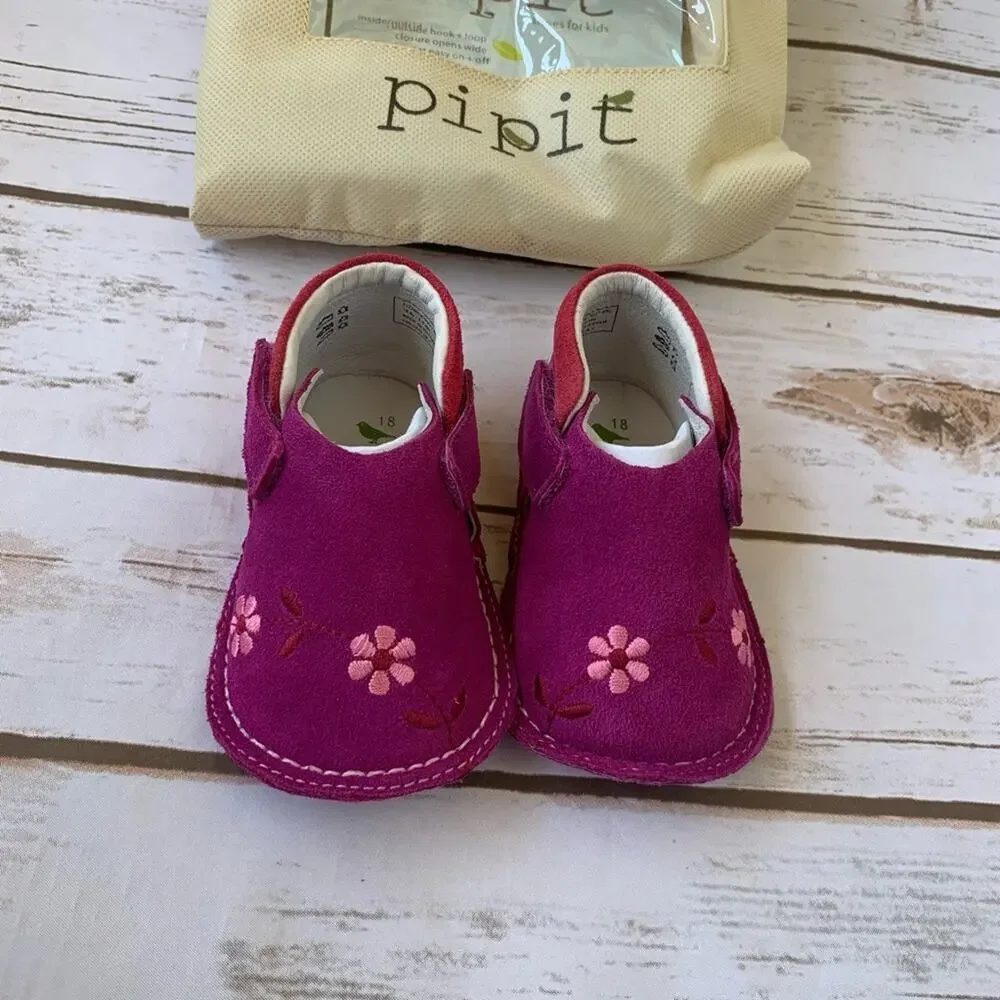 Pipit Flower suede shoes